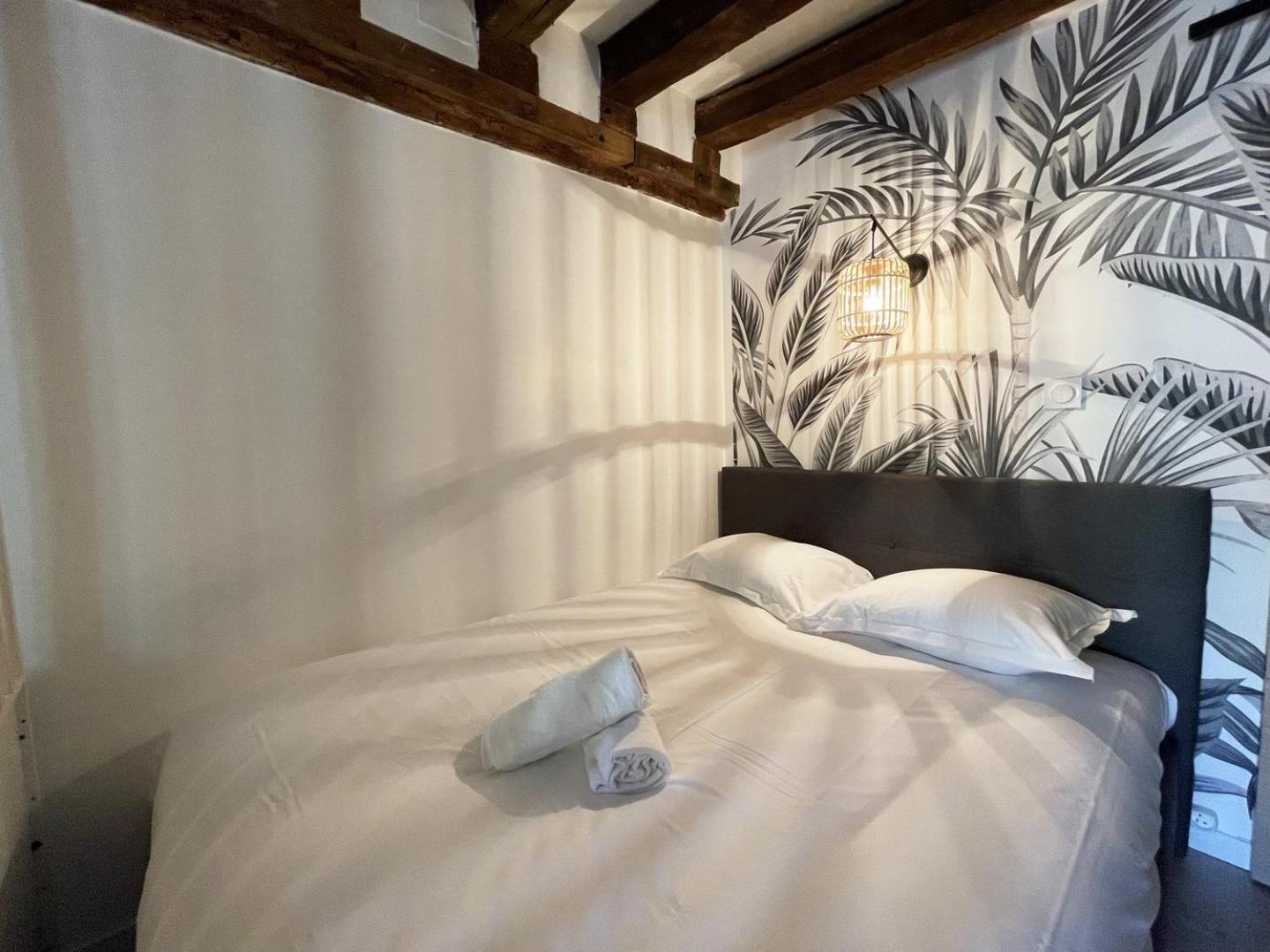 L'Eure Tranquille Apartment Chartres Ngoại thất bức ảnh